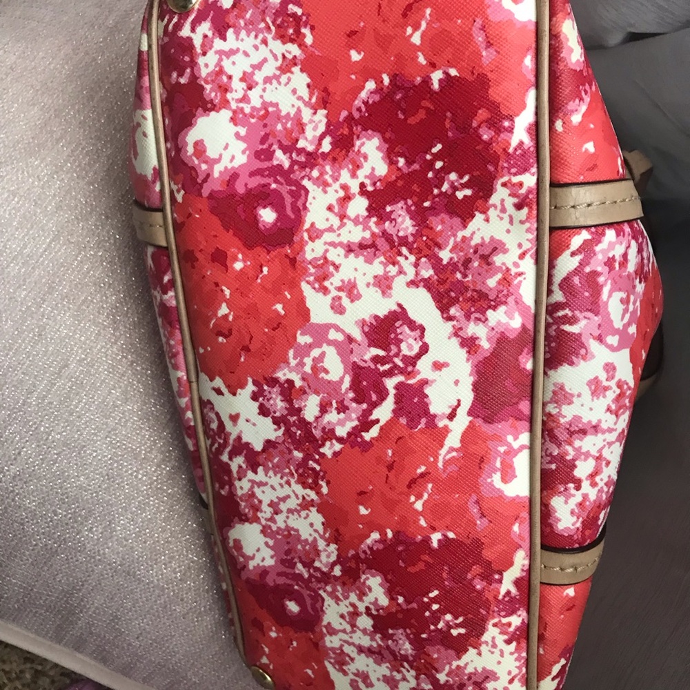 Coach - Picture 5 of 5